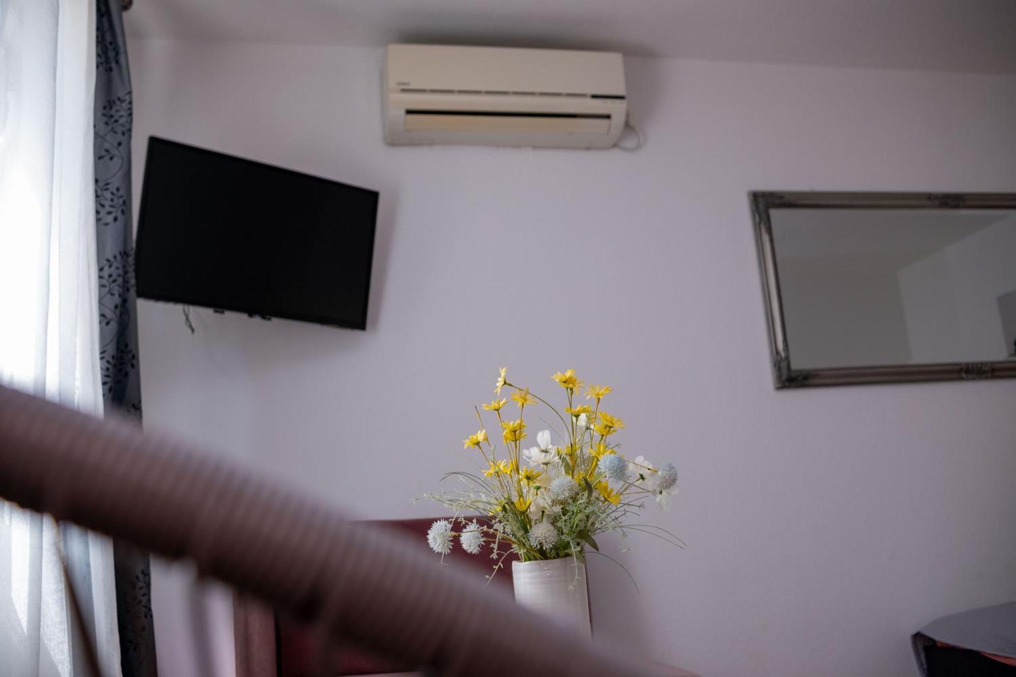Apartment Mery Мостар Экстерьер фото